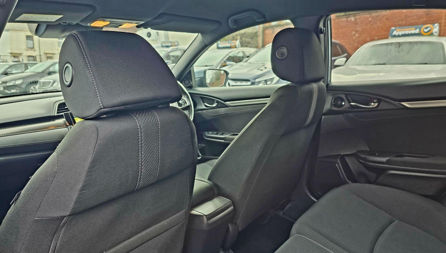 Used Honda Civic 2018 for sale - 77598679: Photo 18