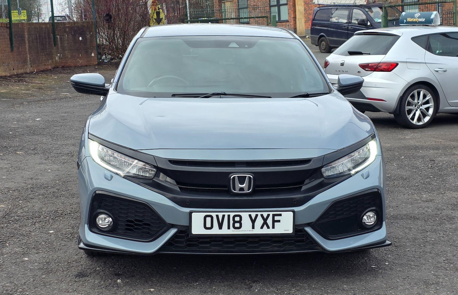 Used Honda Civic 2018 for sale - 77598679: Photo 2