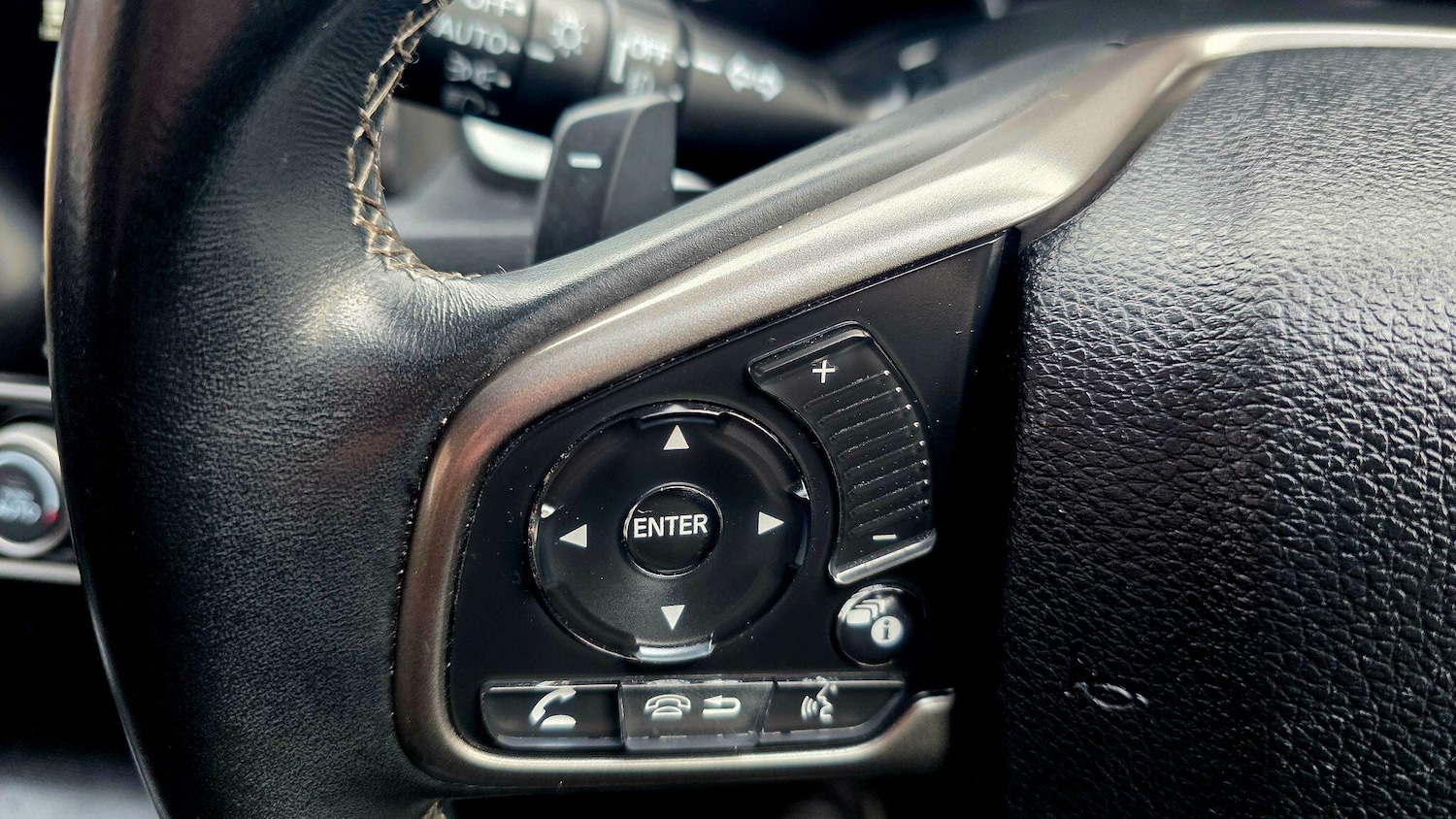 Used Honda Civic 2018 for sale - 77598679: Photo 28