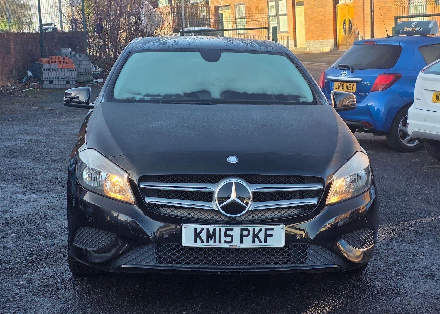Used Mercedes-Benz A-Class 2015 for sale - 77351789: Photo 2