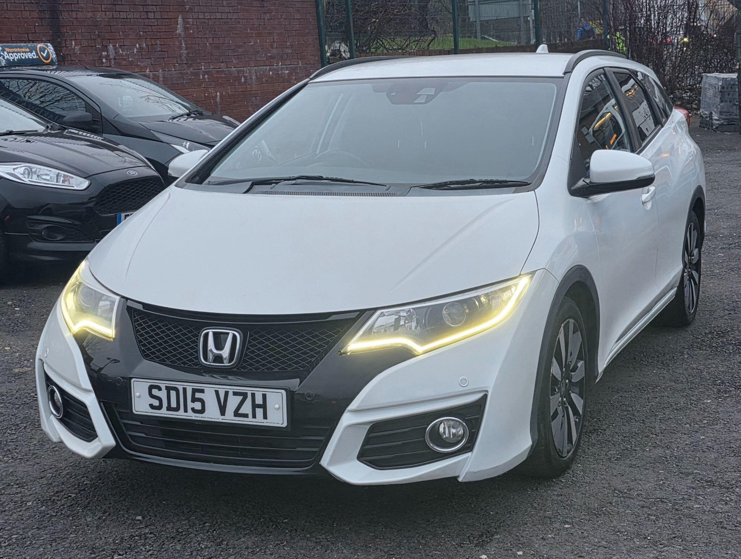 Used Honda Civic 2015 for sale - 77331368: Photo 3