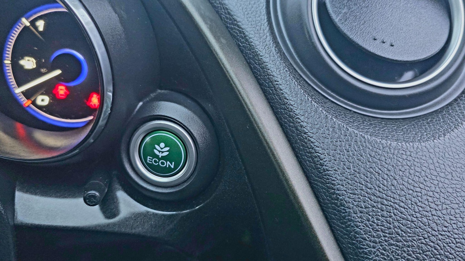 Used Honda Civic 2015 for sale - 77331368: Photo 30