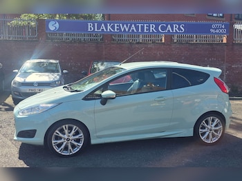 Used Ford Fiesta 2016 for sale - 79472385: Photo