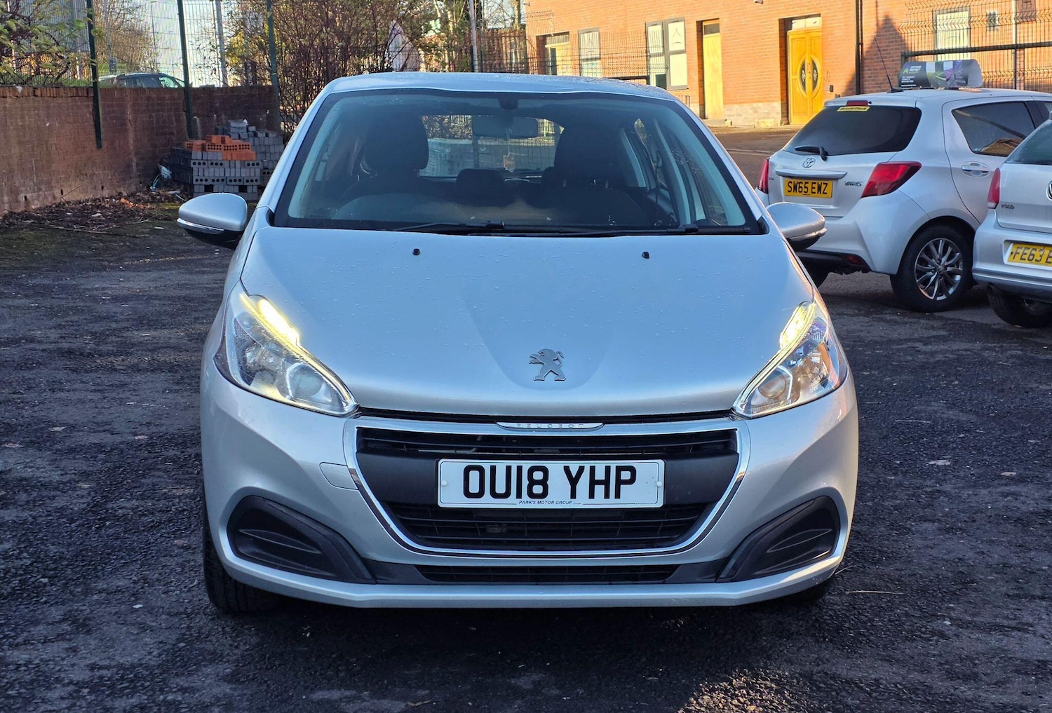 Used Peugeot 208 2018 for sale - 77028899: Photo 2