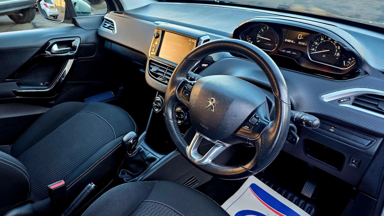 Used Peugeot 208 2018 for sale - 77028899: Photo 22