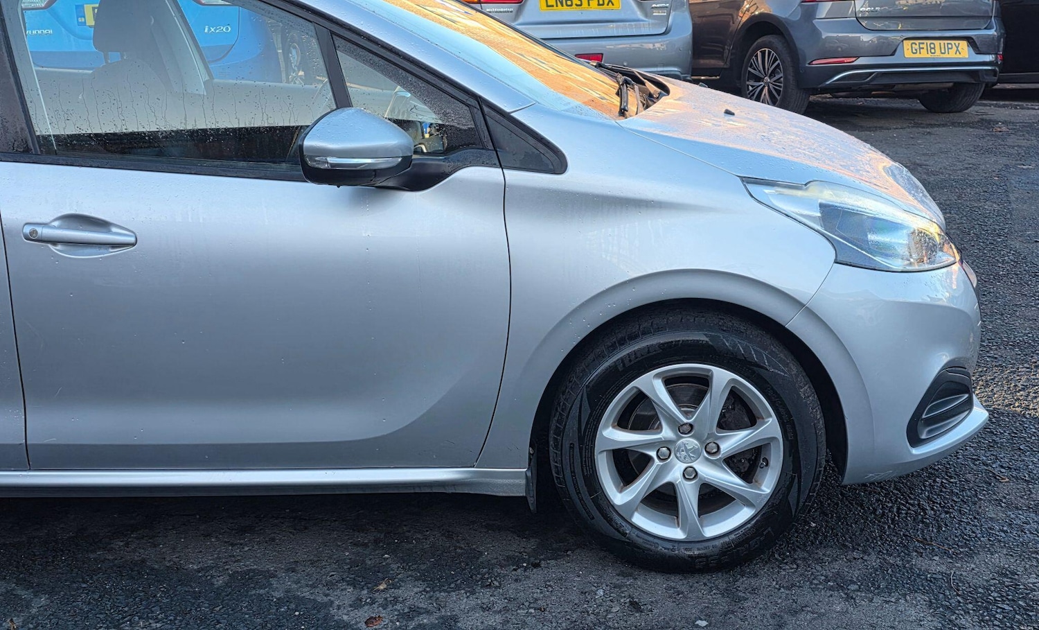 Used Peugeot 208 2018 for sale - 77028899: Photo 9