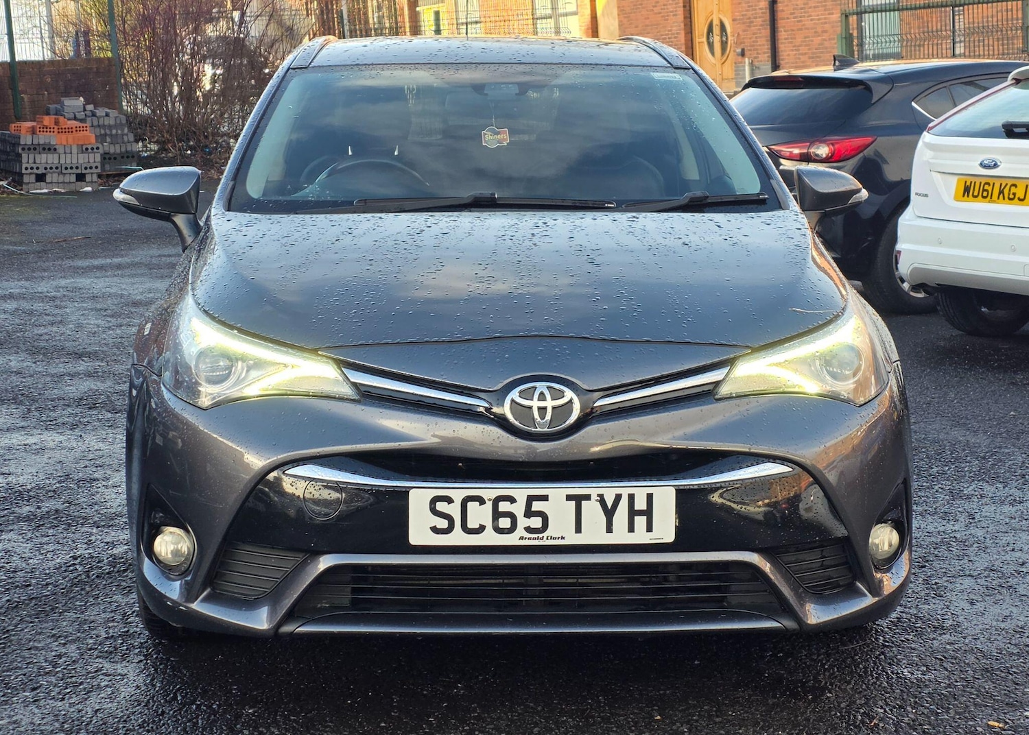 Used Toyota Avensis 2015 for sale - 77131307: Photo 2