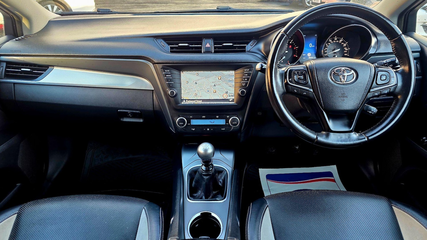 Used Toyota Avensis 2015 for sale - 77131307: Photo 20