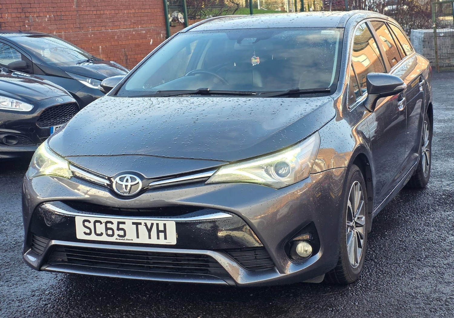 Used Toyota Avensis 2015 for sale - 77131307: Photo 3