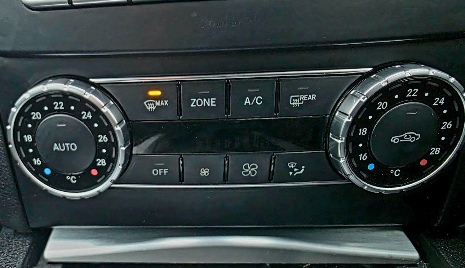 Used Mercedes-Benz C Class 2013 for sale - 77030006: Photo 29