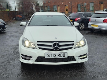 Used Mercedes-Benz C Class 2013 for sale - 77030006: Photo
