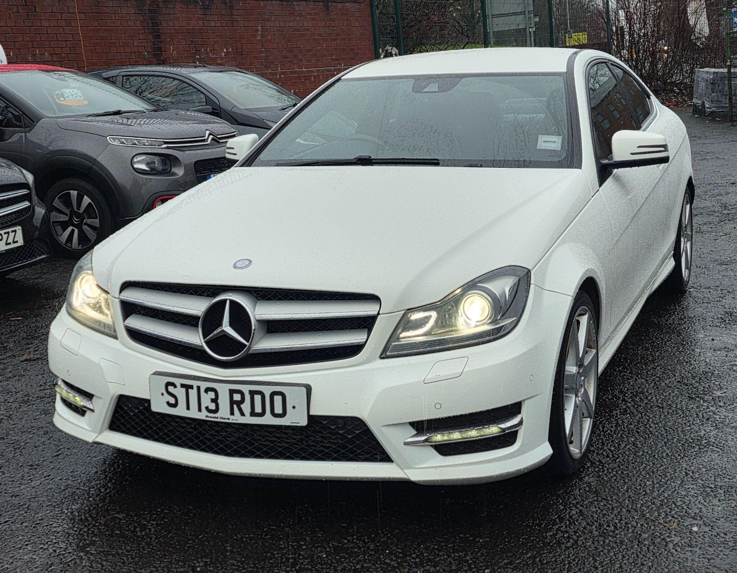Used Mercedes-Benz C Class 2013 for sale - 77030006: Photo 3