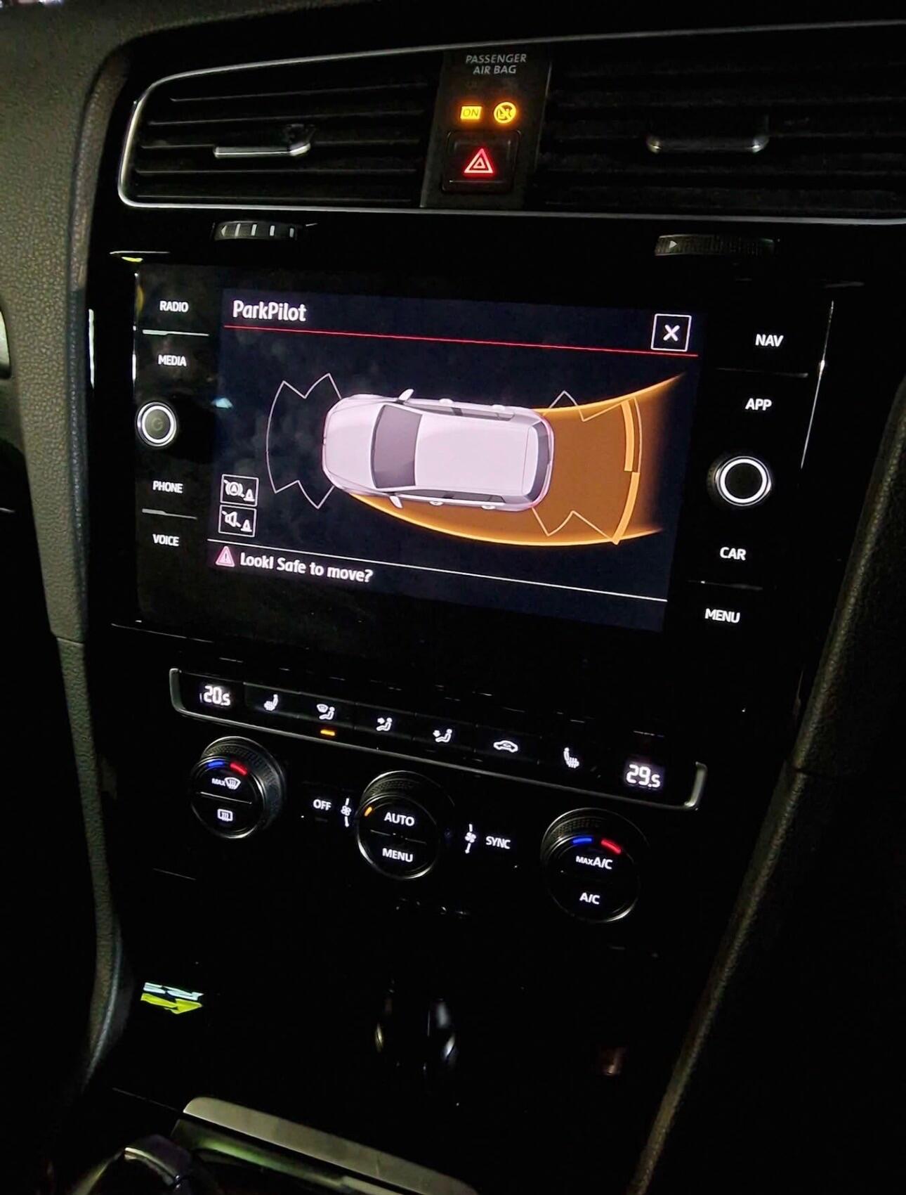 Used Volkswagen Golf 2018 for sale - 77174959: Photo 9