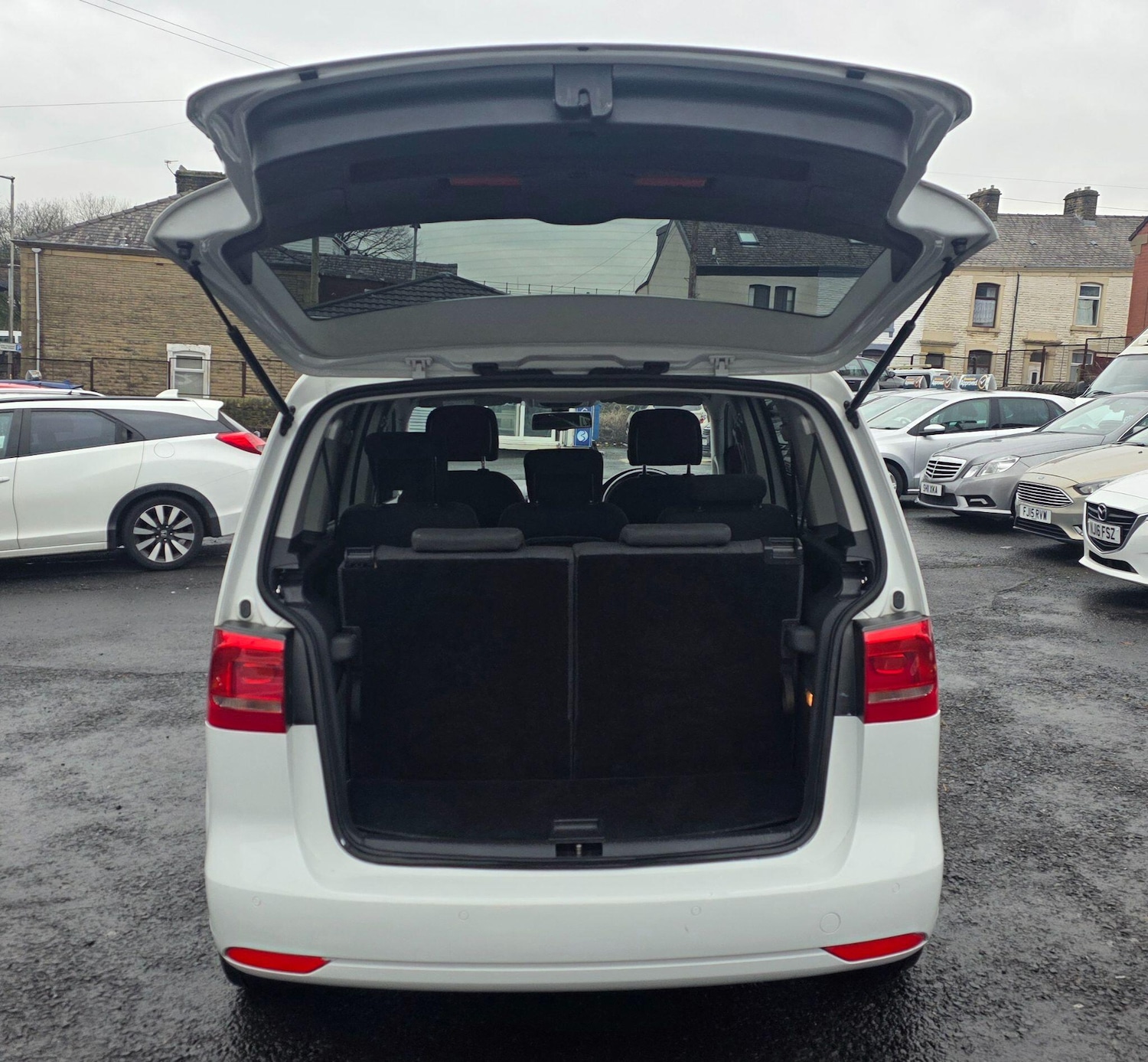 Used Volkswagen Touran 2015 for sale - 77143319: Photo 22