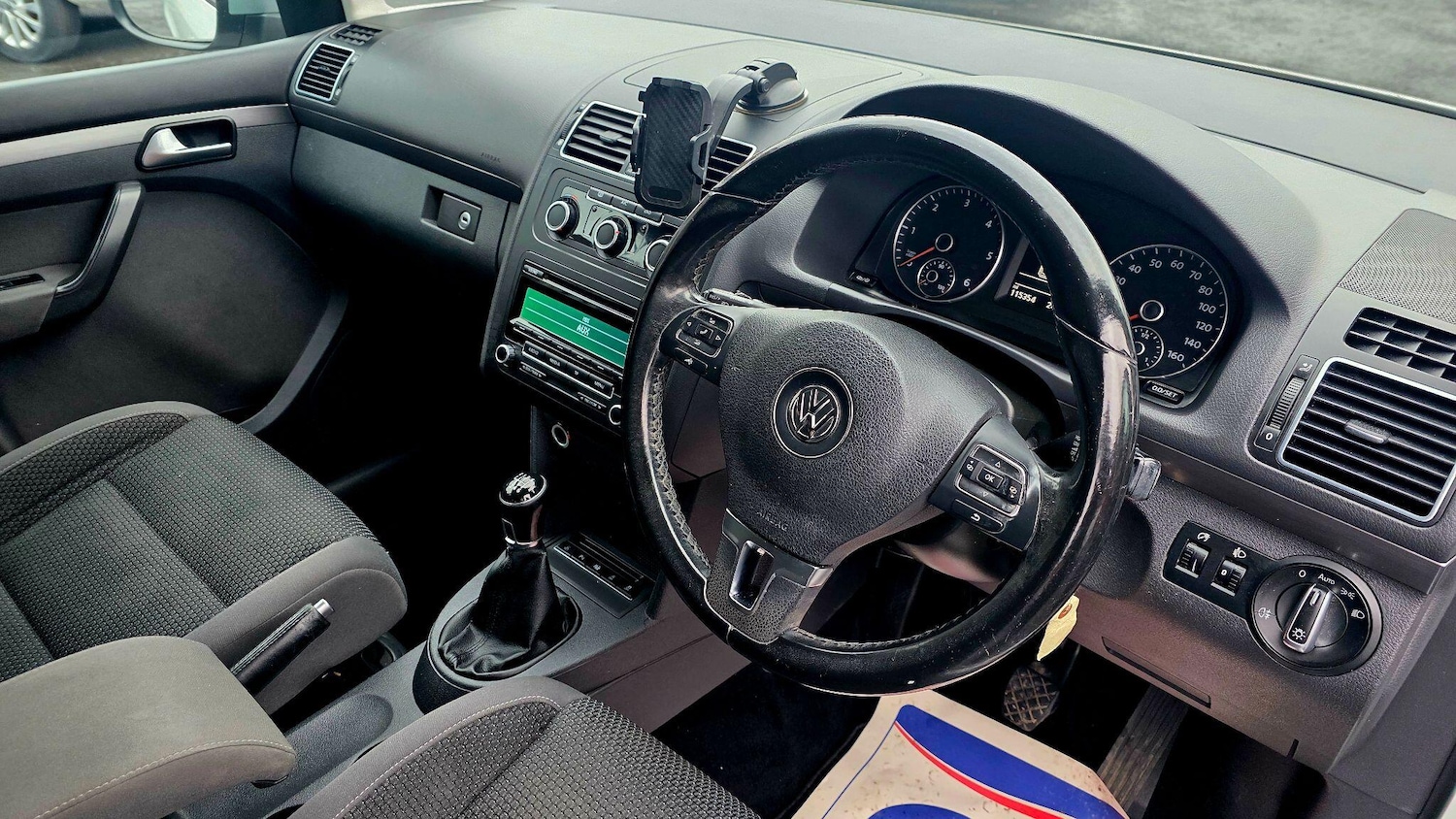 Used Volkswagen Touran 2015 for sale - 77143319: Photo 25