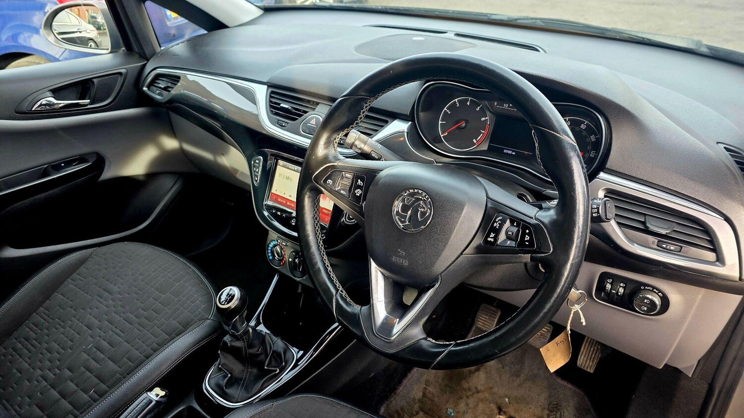 Used Vauxhall Corsa 2015 for sale - 77585977: Photo 24