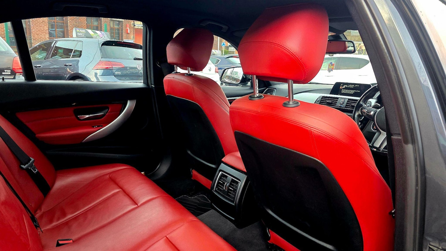 Used BMW 3 Series 2017 for sale - 77253917: Photo 19