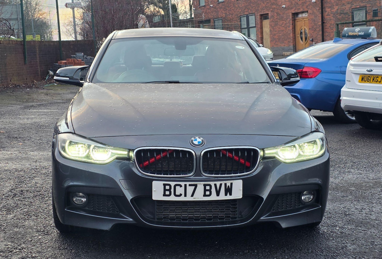 Used BMW 3 Series 2017 for sale - 77253917: Photo 2