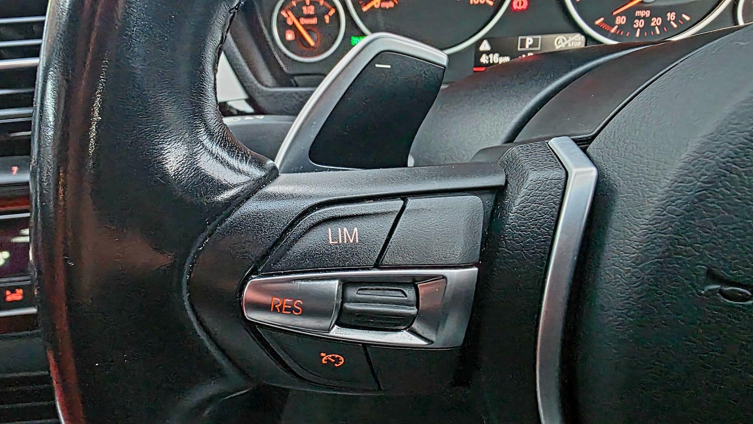 Used BMW 3 Series 2017 for sale - 77253917: Photo 35