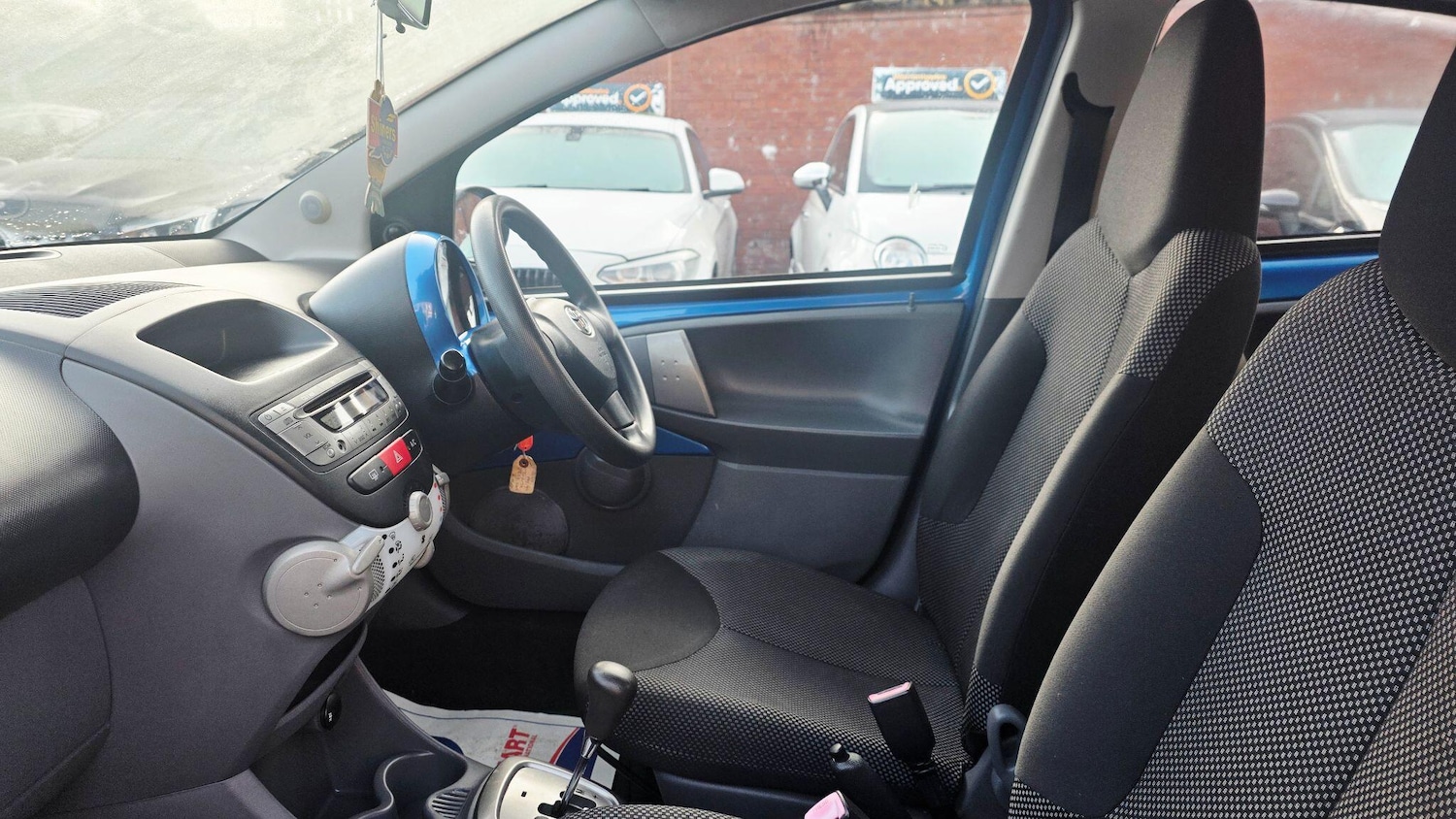 Used Toyota AYGO 2010 for sale - 77586561: Photo 14