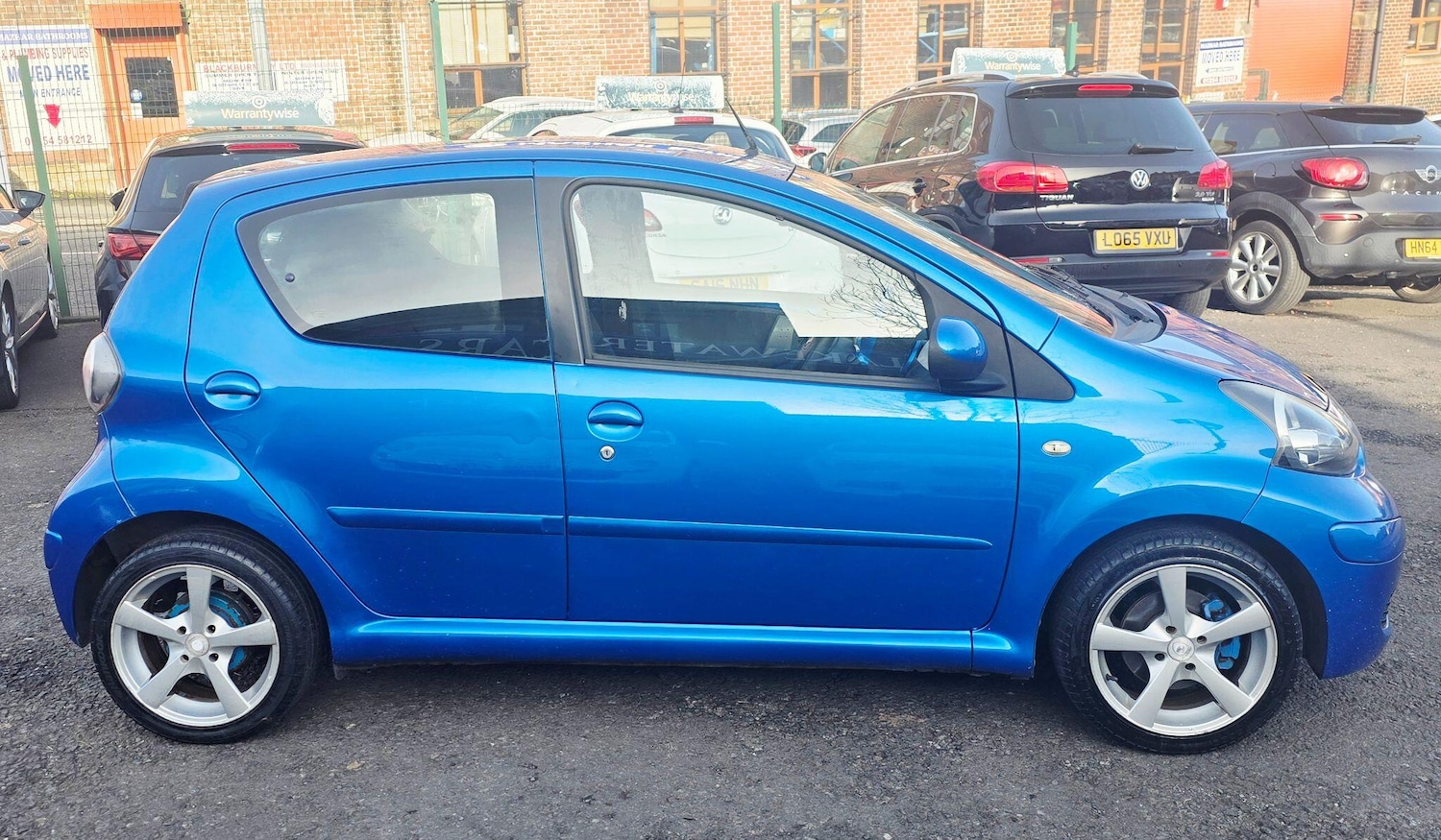 Used Toyota AYGO 2010 for sale - 77586561: Photo 8