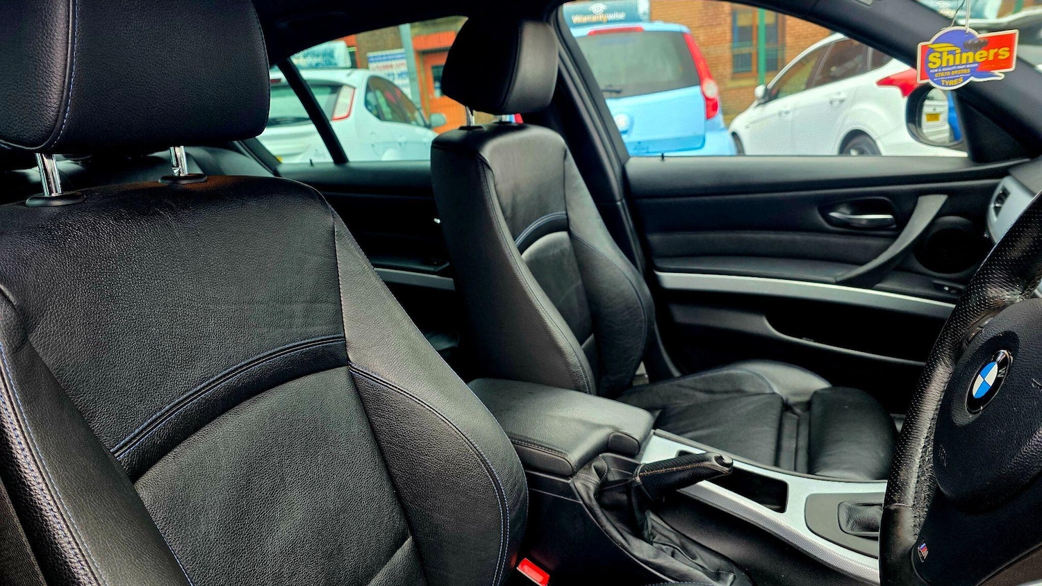 Used BMW 3 Series 2011 for sale - 77330845: Photo 12