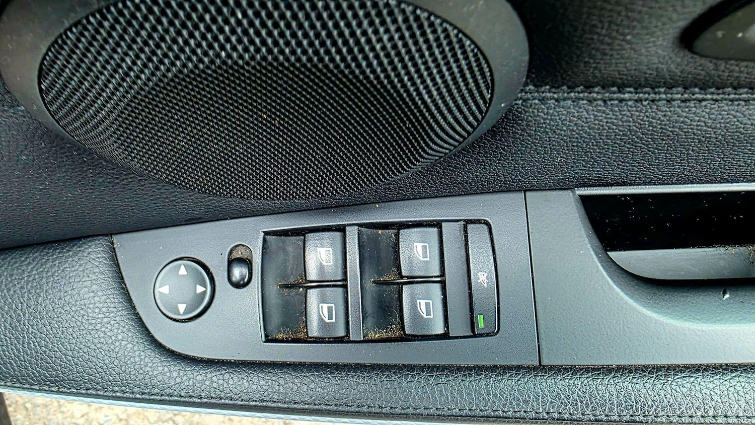 Used BMW 3 Series 2011 for sale - 77330845: Photo 22