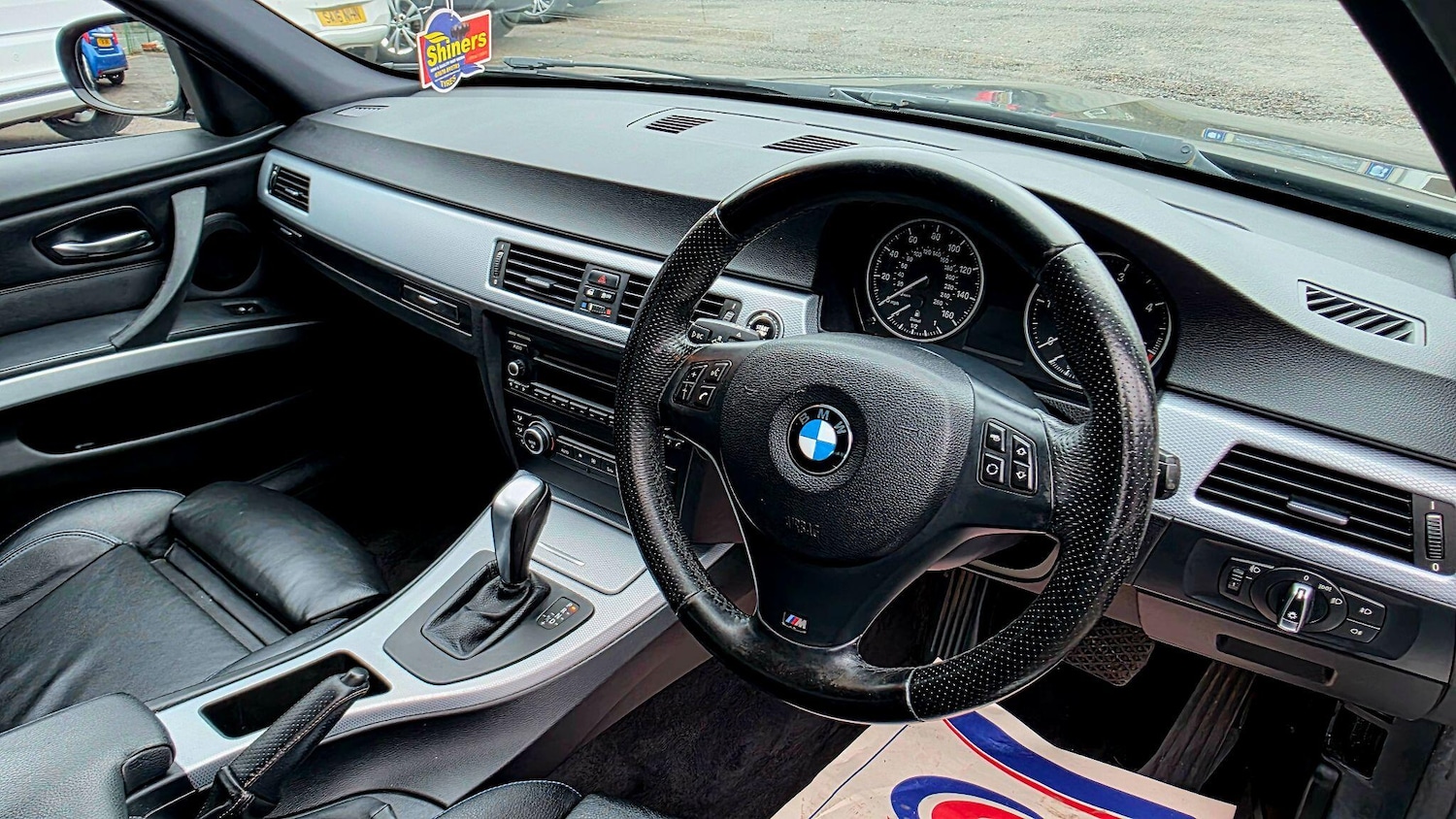 Used BMW 3 Series 2011 for sale - 77330845: Photo 24