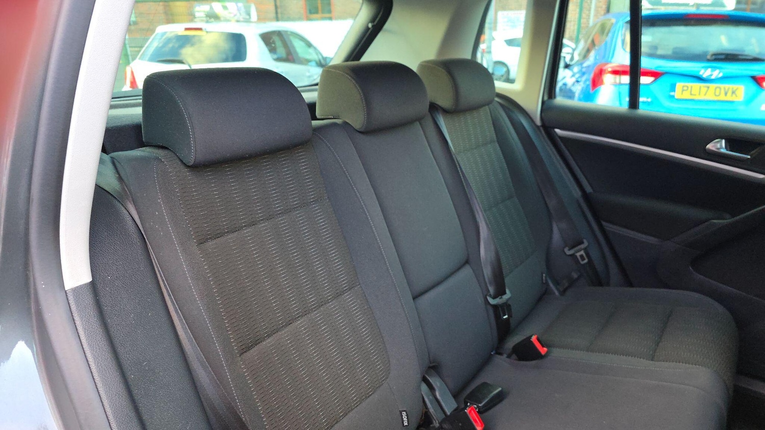 Used Volkswagen Tiguan 2012 for sale - 77029496: Photo 21