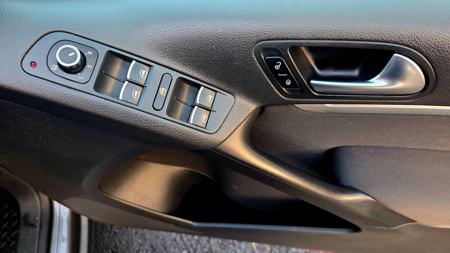 Used Volkswagen Tiguan 2012 for sale - 77029496: Photo 28