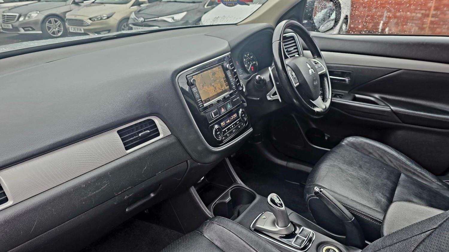 Used Mitsubishi Outlander 2015 for sale - 77237572: Photo 14