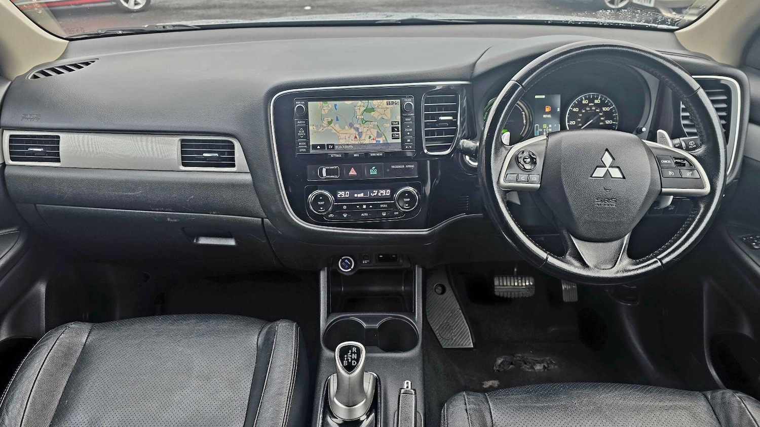 Used Mitsubishi Outlander 2015 for sale - 77237572: Photo 21