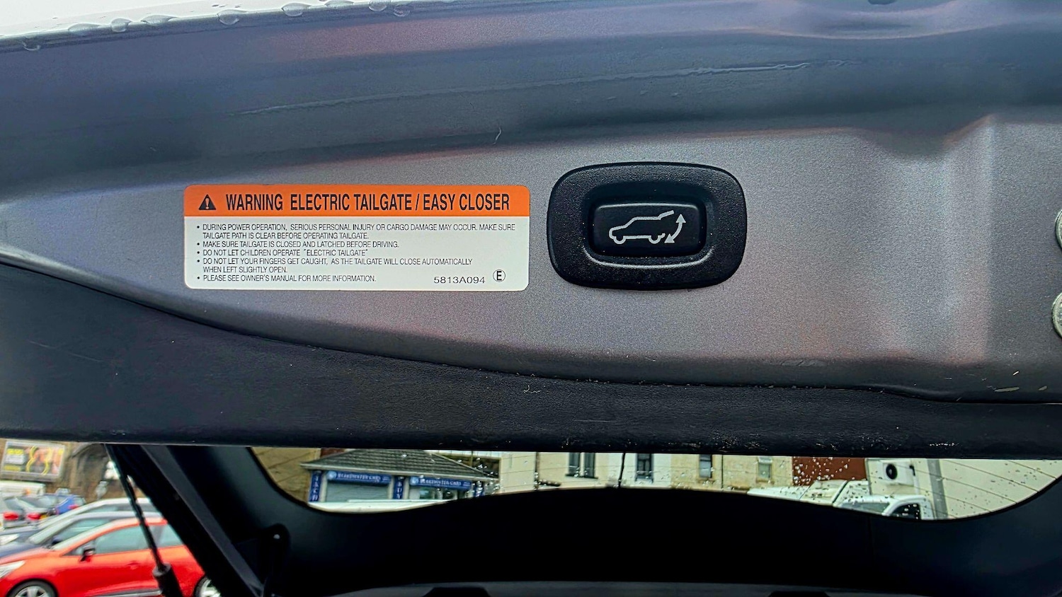 Used Mitsubishi Outlander 2015 for sale - 77237572: Photo 24