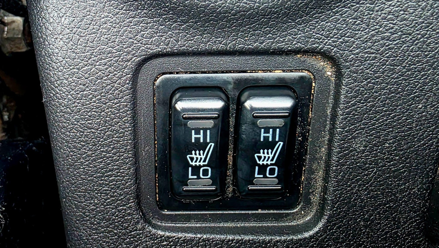 Used Mitsubishi Outlander 2015 for sale - 77237572: Photo 32