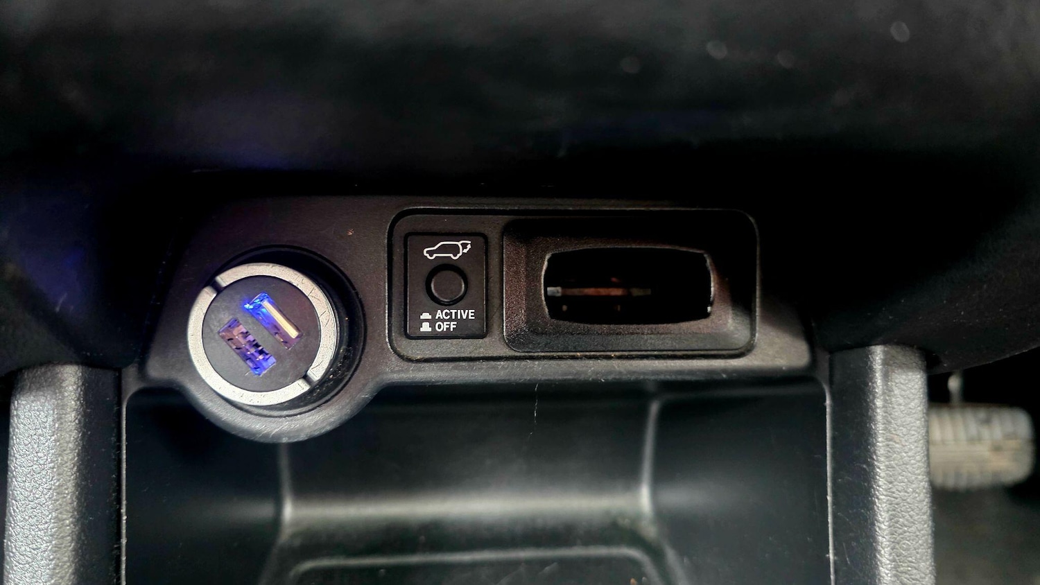 Used Mitsubishi Outlander 2015 for sale - 77237572: Photo 34