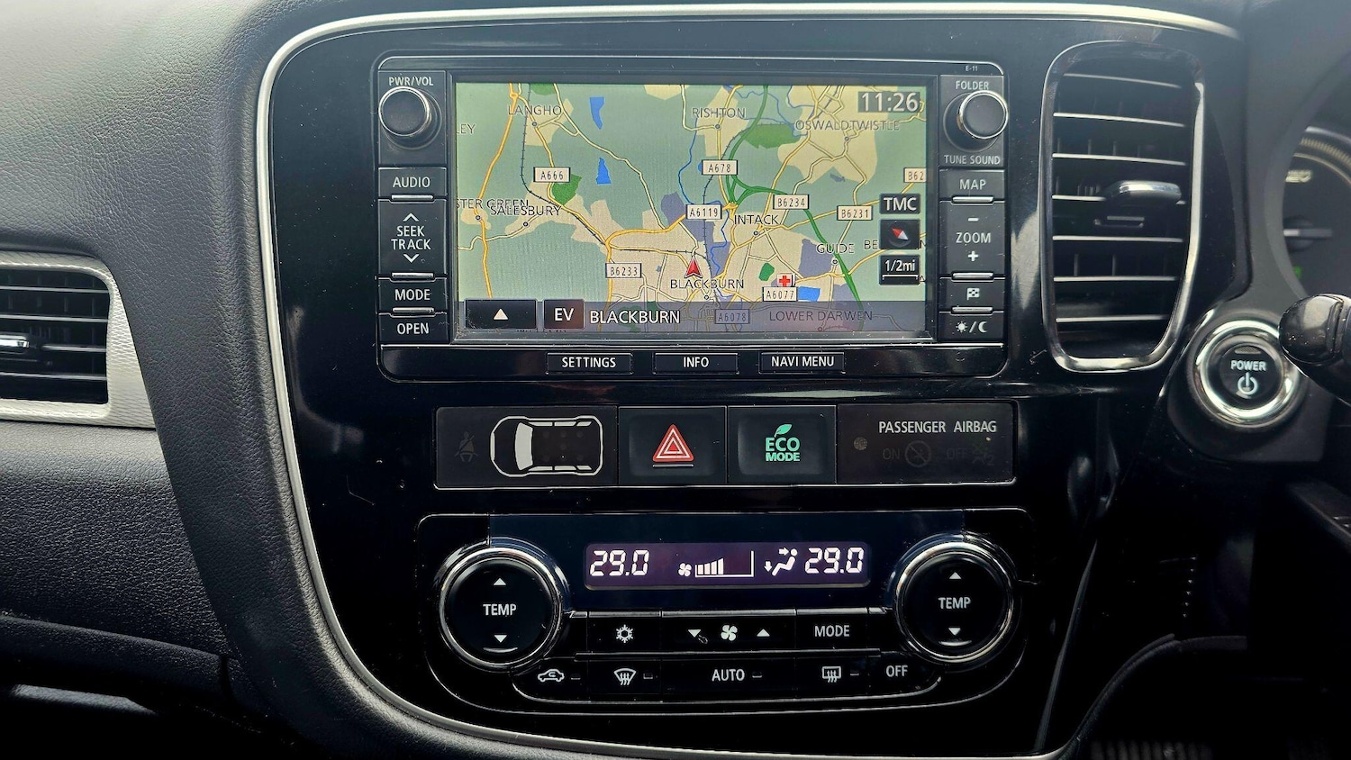 Used Mitsubishi Outlander 2015 for sale - 77237572: Photo 35