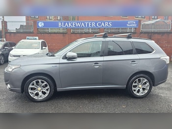 Used Mitsubishi Outlander 2015 for sale - 77237572: Photo