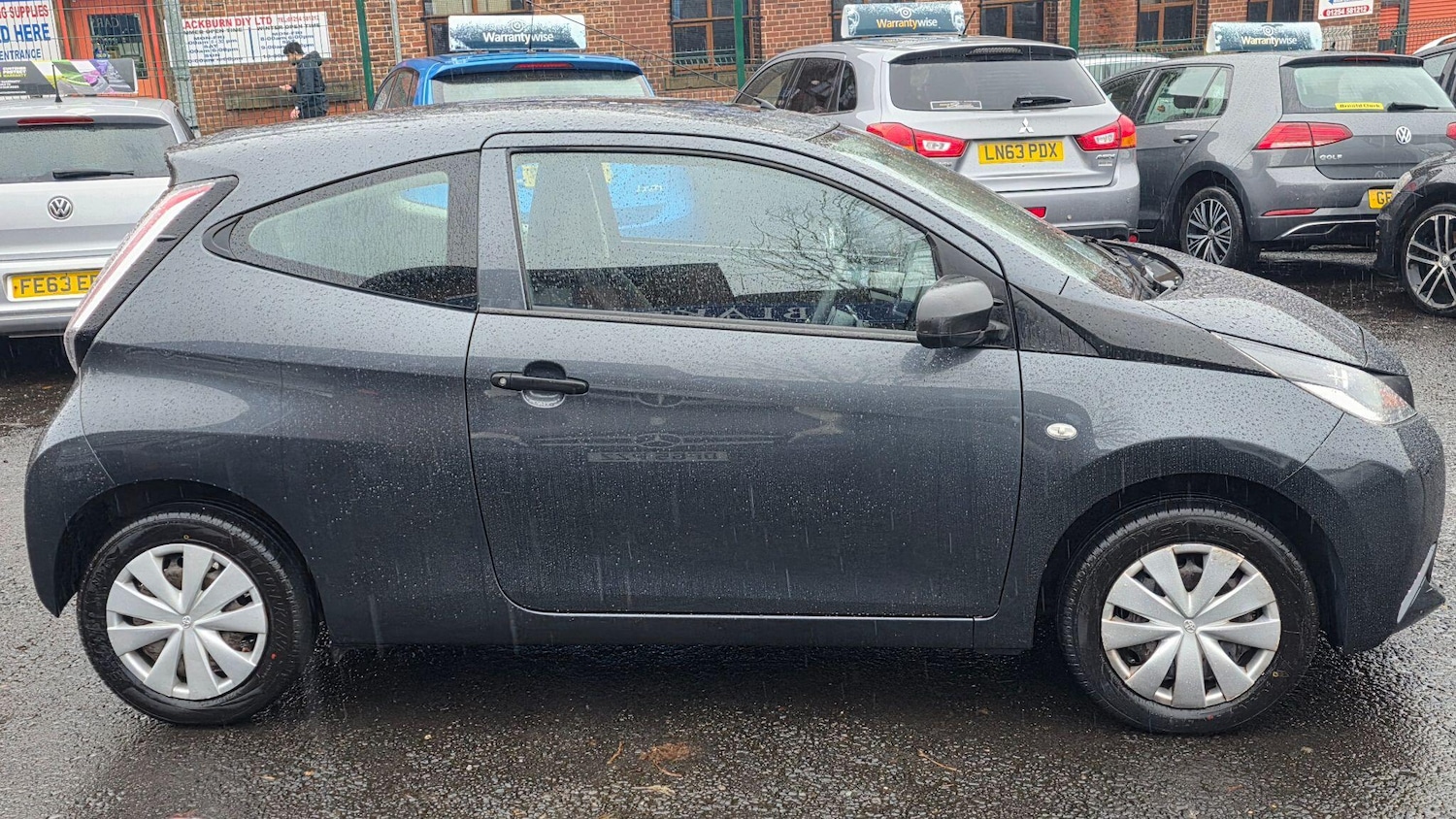 Used Toyota AYGO 2017 for sale - 77029471: Photo 8