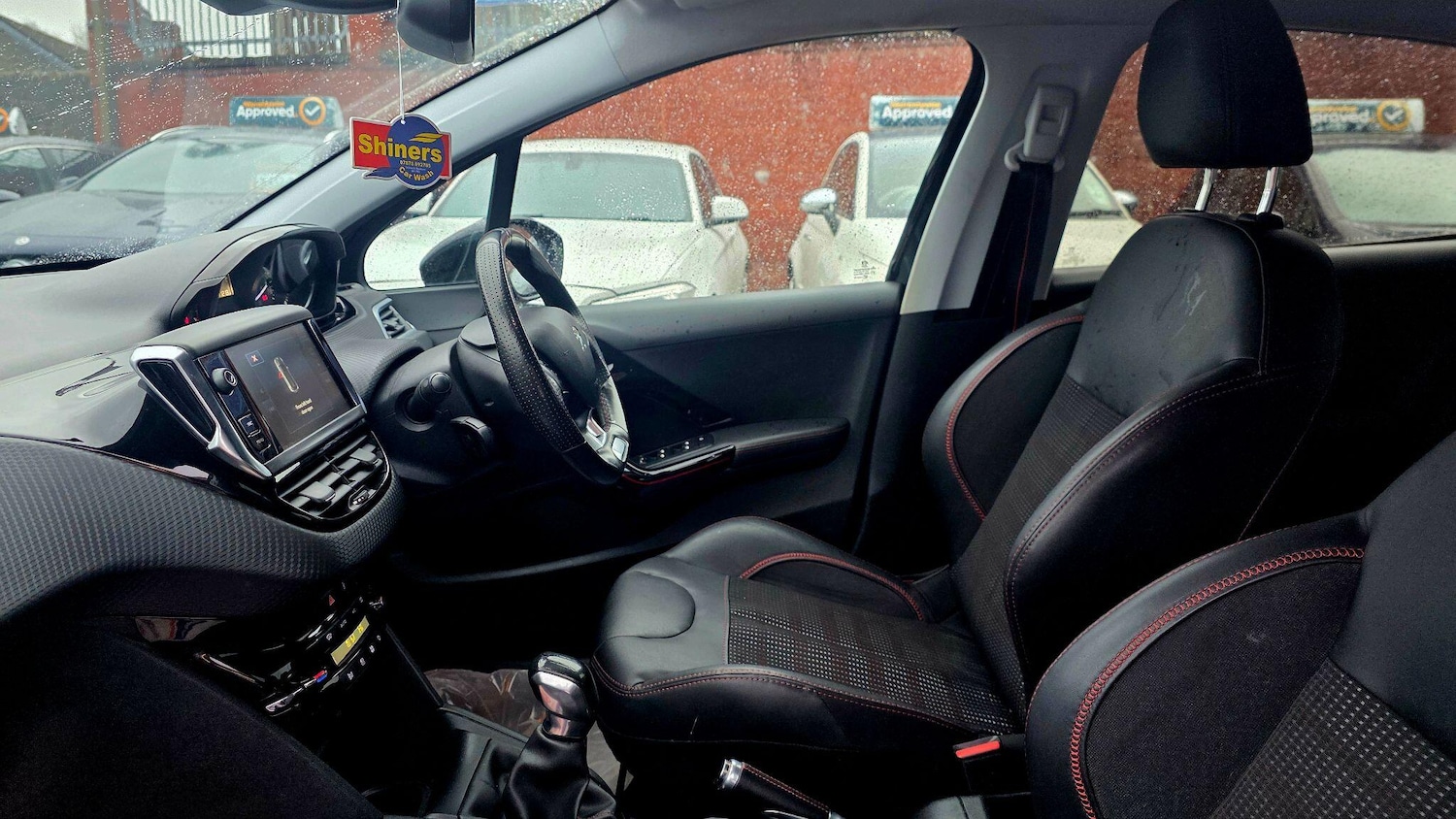 Used Peugeot 208 2016 for sale - 77646302: Photo 14