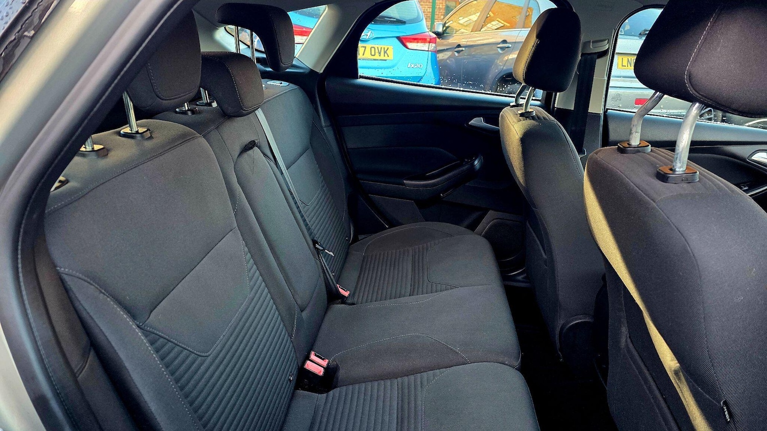 Used Ford Focus 2015 for sale - 77098037: Photo 18