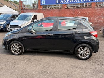 Used Toyota Yaris 2017 for sale - 79181522: Photo