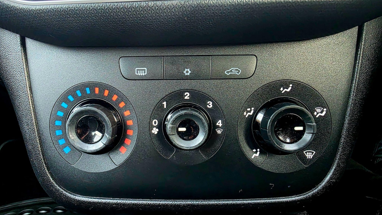 Used Fiat Punto 2013 for sale - 77029126: Photo 22