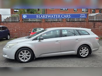 Used Toyota Avensis 2010 for sale - 79698440: Photo