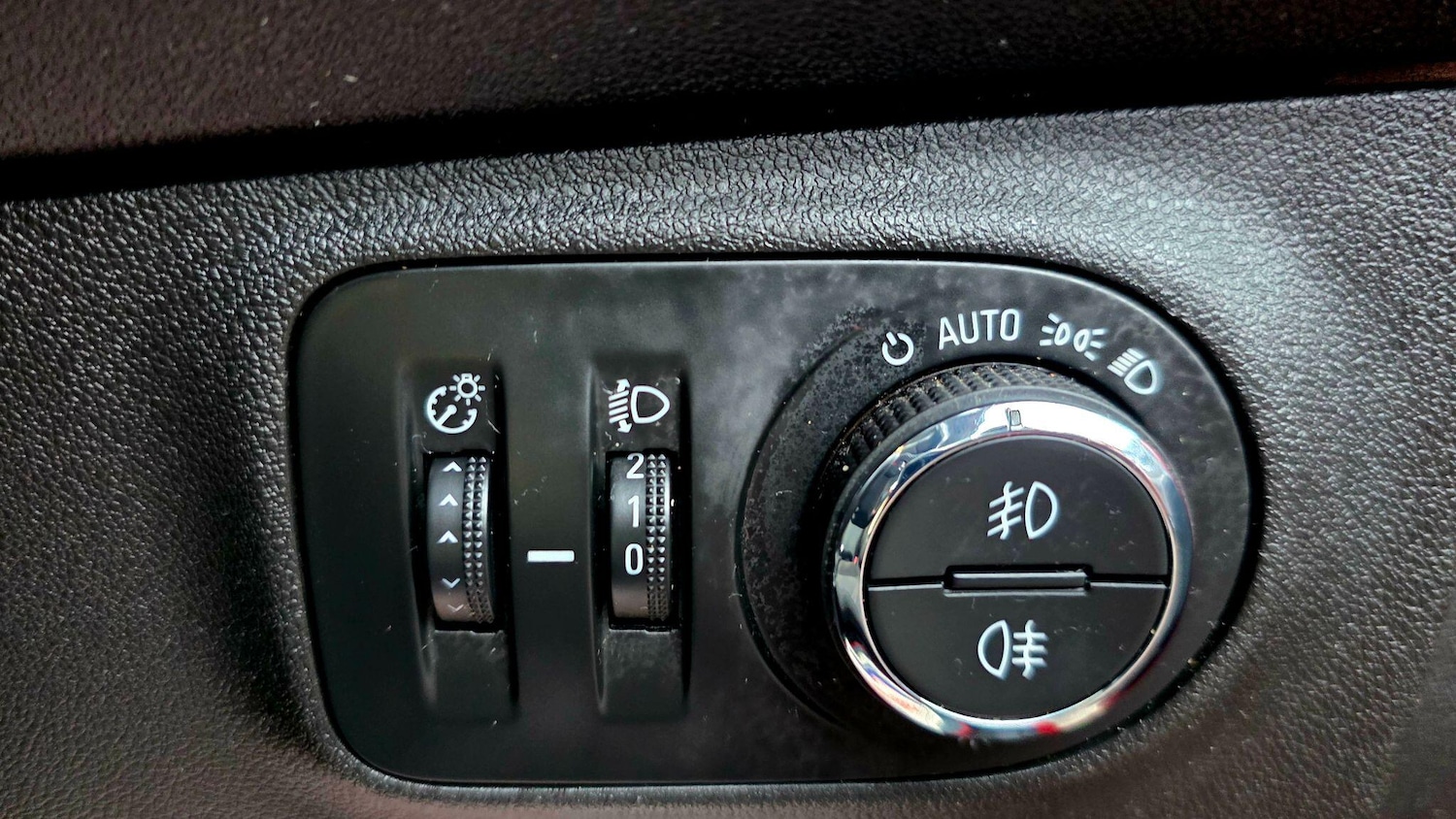 Used Vauxhall Corsa 2018 for sale - 77081828: Photo 20