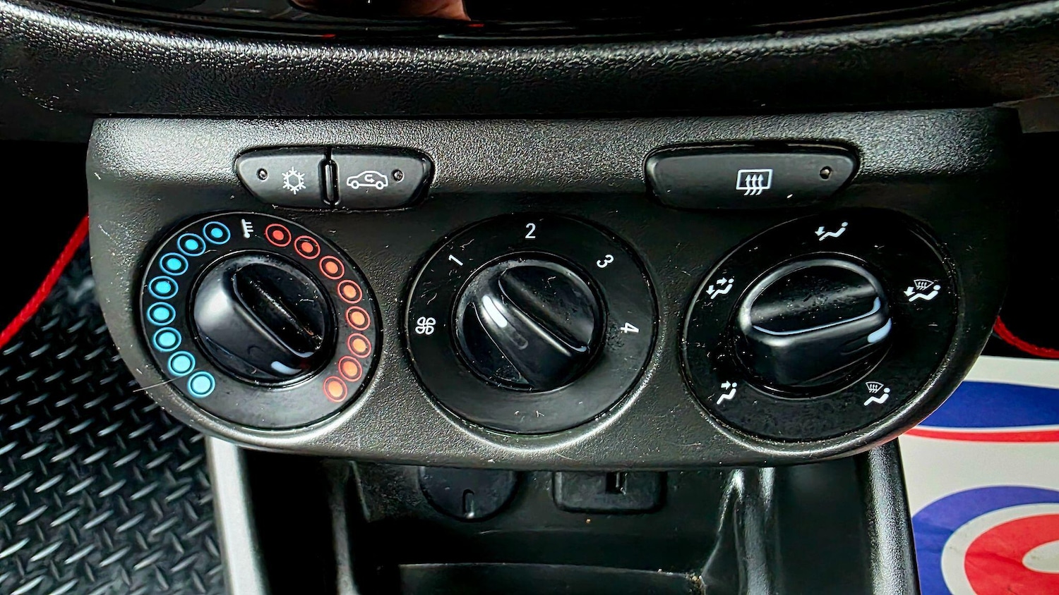 Used Vauxhall Corsa 2018 for sale - 77081828: Photo 24