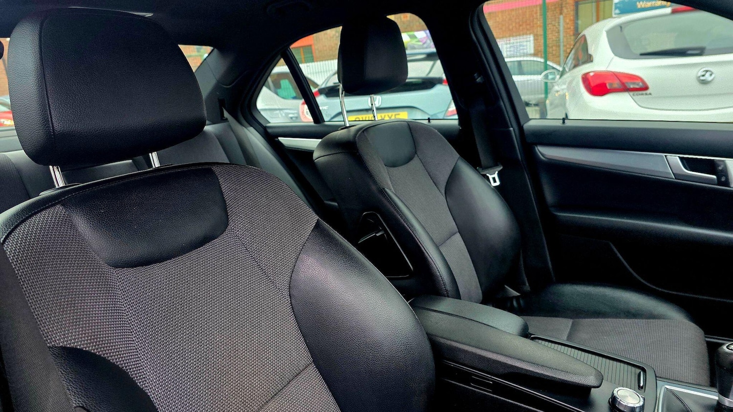 Used Mercedes-Benz C Class 2014 for sale - 77670821: Photo 12