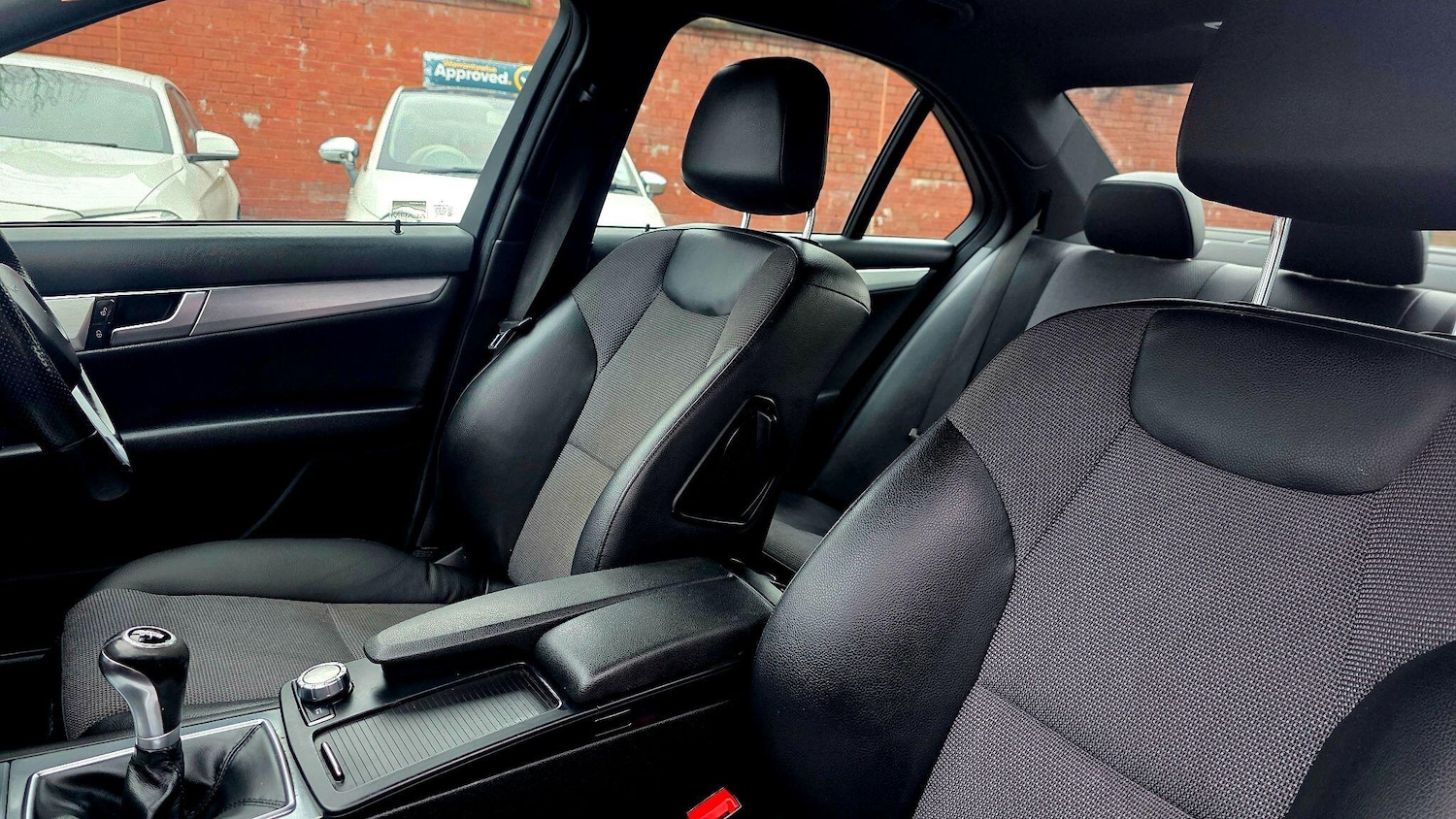 Used Mercedes-Benz C Class 2014 for sale - 77670821: Photo 15