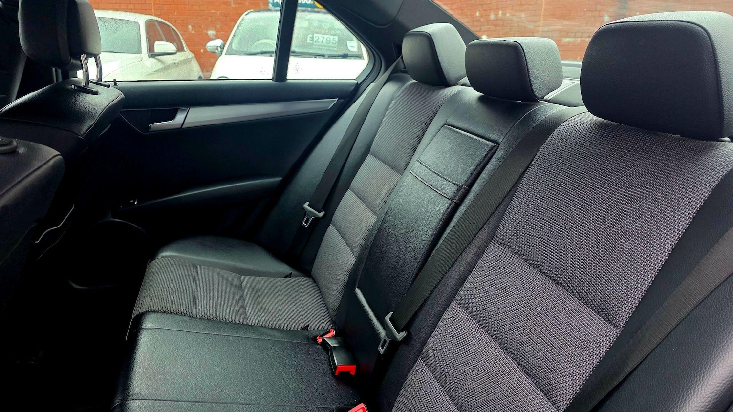 Used Mercedes-Benz C Class 2014 for sale - 77670821: Photo 16