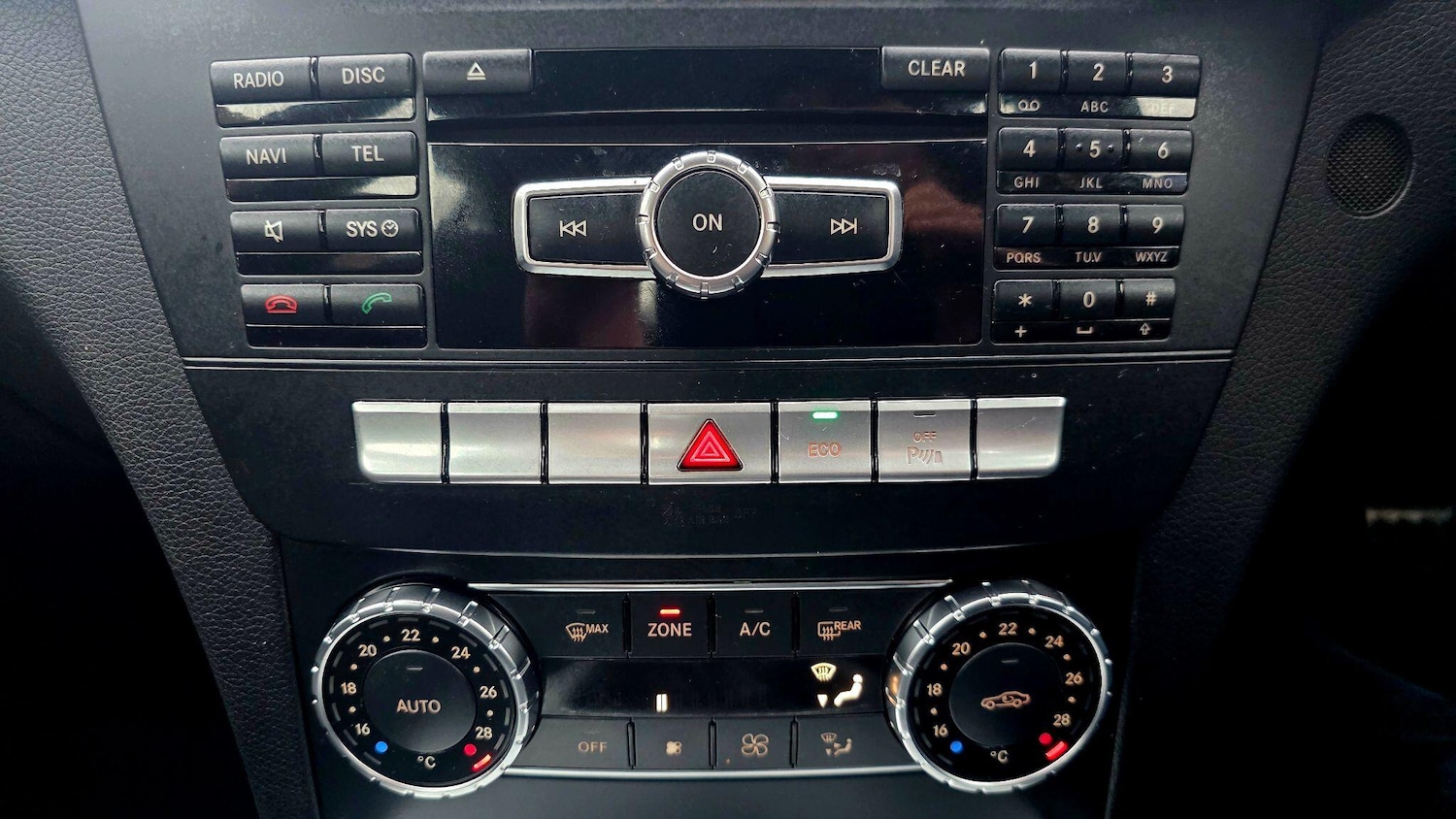 Used Mercedes-Benz C Class 2014 for sale - 77670821: Photo 31