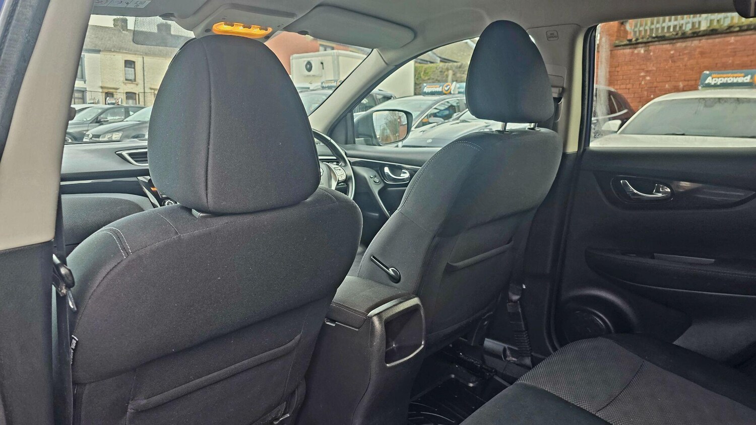 Used Nissan Qashqai 2015 for sale - 77495825: Photo 17